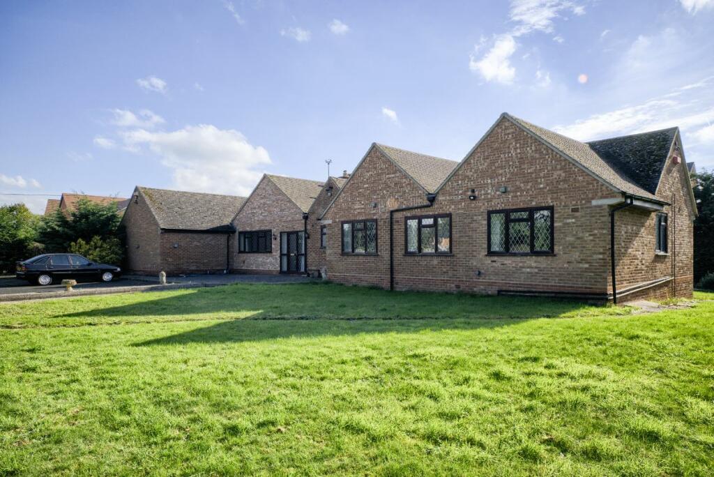 Loxley Road, Stratford-Upon-Avon, CV37