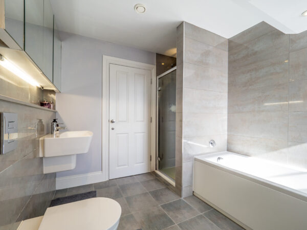 The Royal Terrace, Jephson House, CV32 4HB