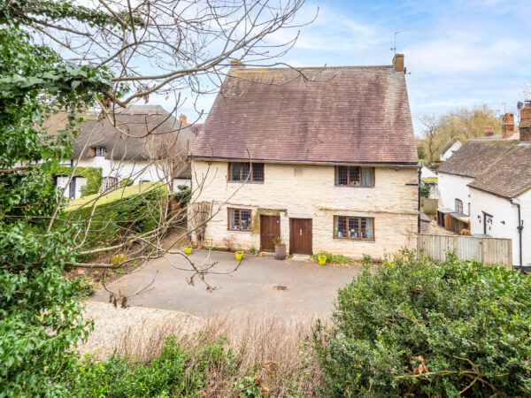 Hathaway Hamlet, Shottery, CV37