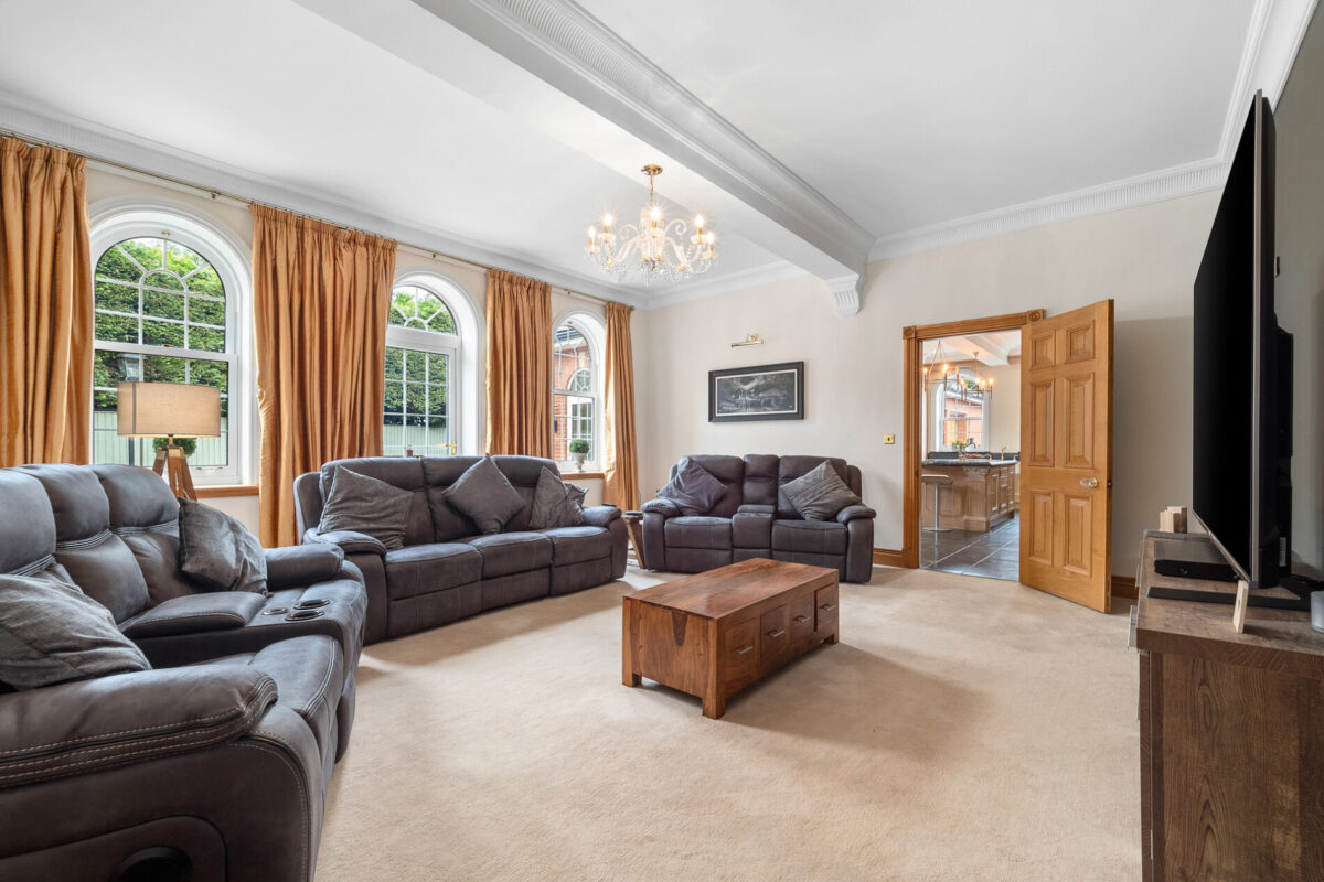 Shepherds Place, Kineton, CV35