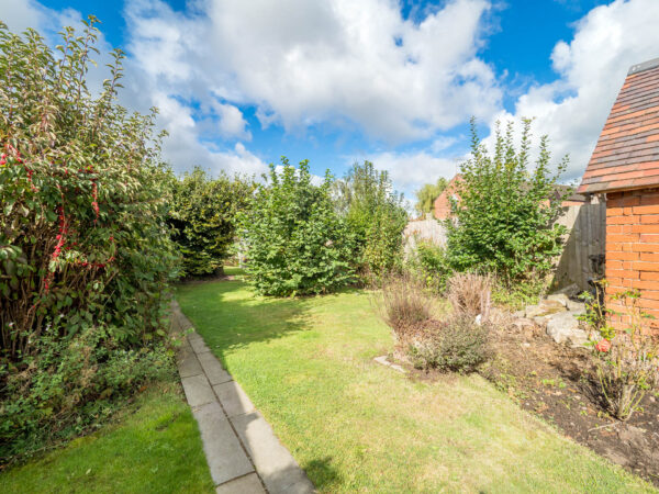 Red Horse Corner, Norton Lindsey, CV35