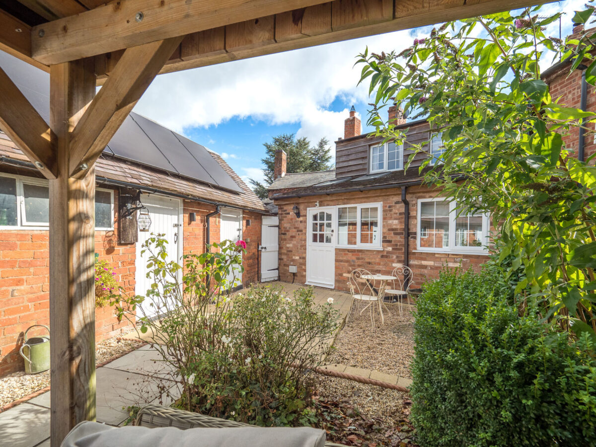 Red Horse Corner, Norton Lindsey, CV35