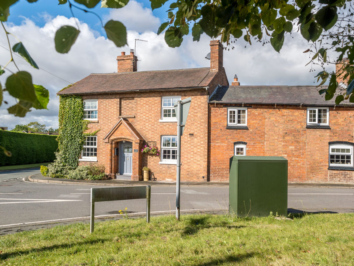 Red Horse Corner, Norton Lindsey, CV35