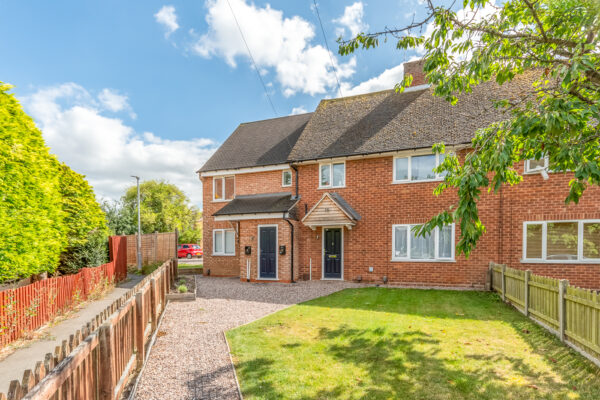 Woodlands Road, Stratford-Upon-Avon, CV37
