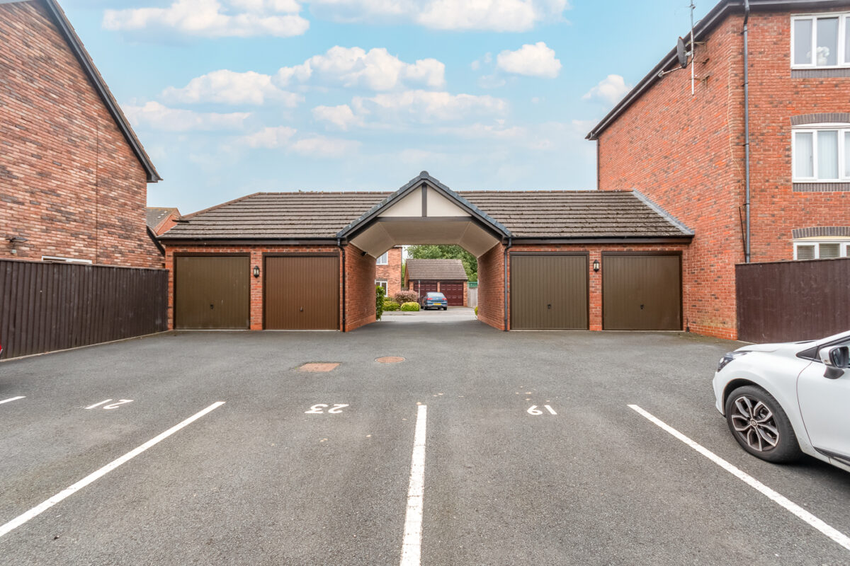 Darlow Drive, Stratford-Upon-Avon, CV37