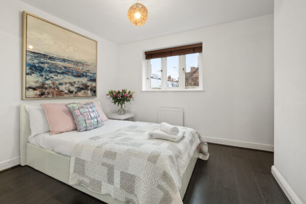 Gated, town centre location, Stratford upon Avon