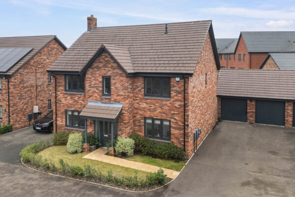Elderberry Road, Shirley, B90