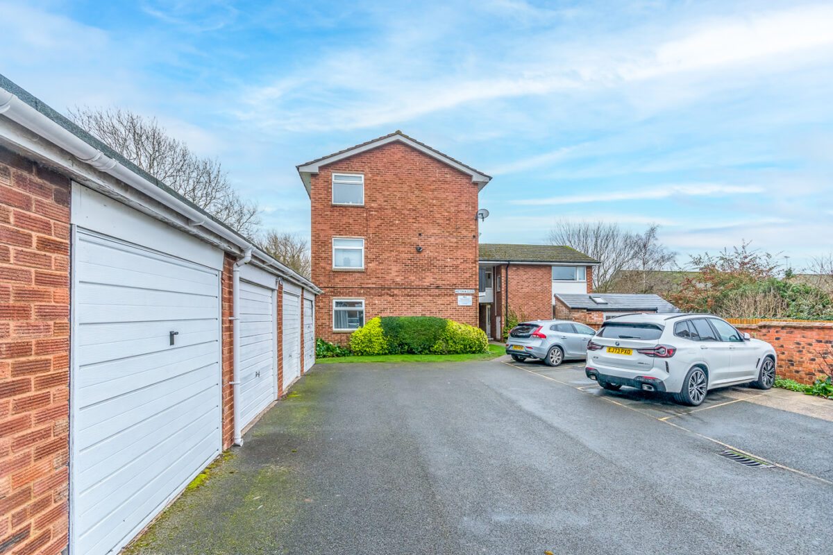 Victoria Close, Stratford-Upon-Avon, CV37