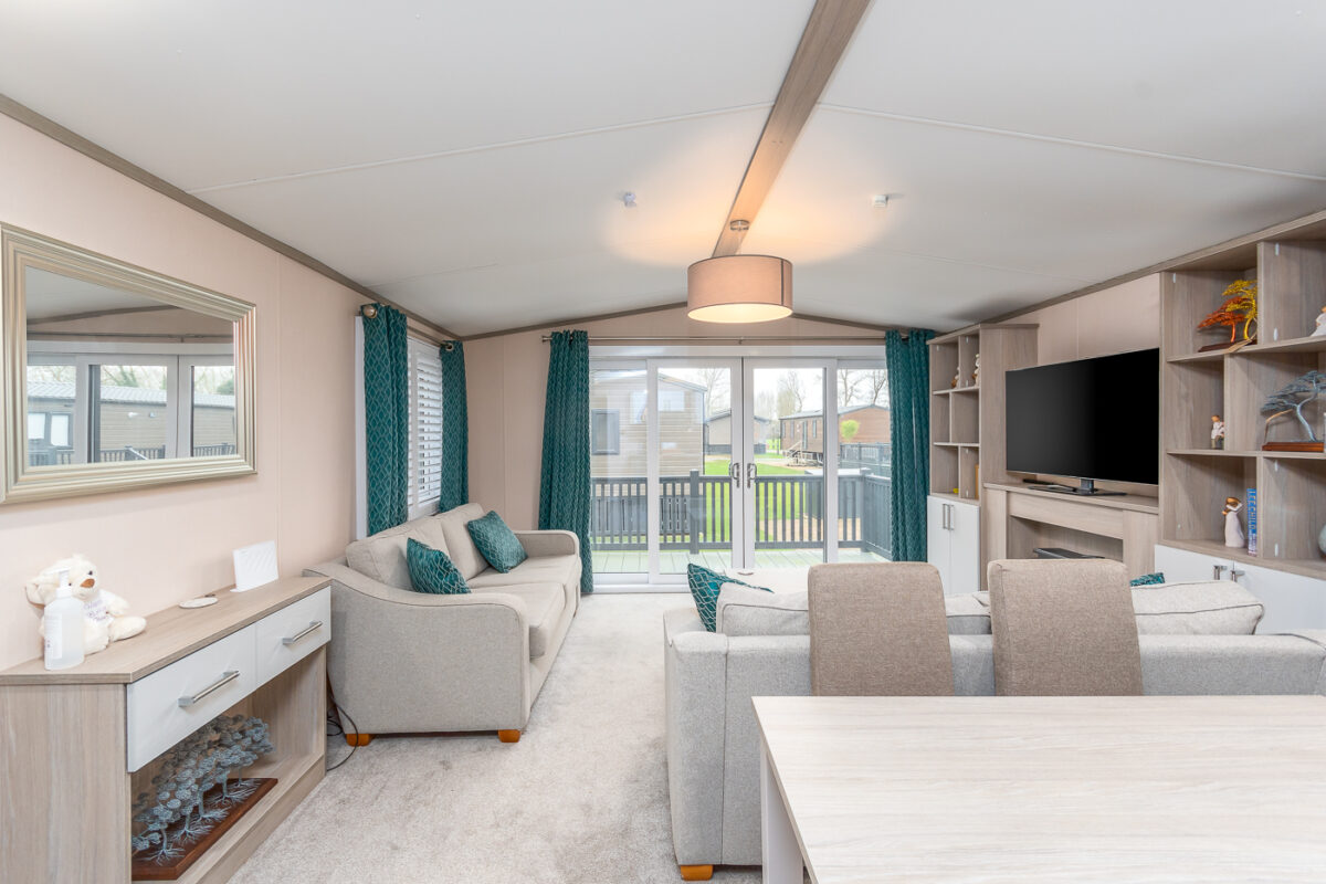 4 Bards Rest, Avon Estates Caravan Park, CV37