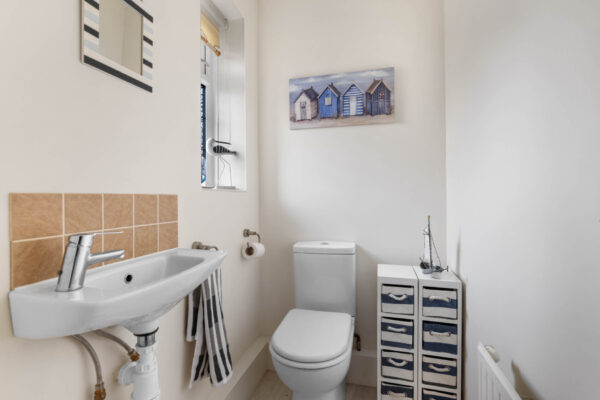 Friary Avenue, Shirley, B90