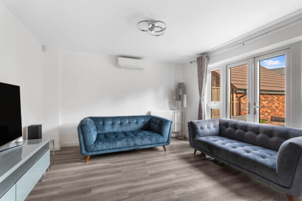 Elderberry Road, Shirley, B90
