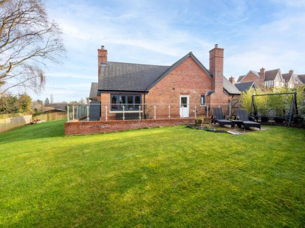 Elmdon Close, Snitterfield, CV37