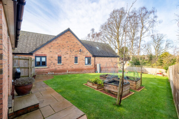 Elmdon Close, Snitterfield, CV37