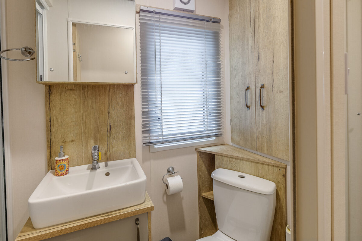 Rayford Park, Tiddington Road, CV37