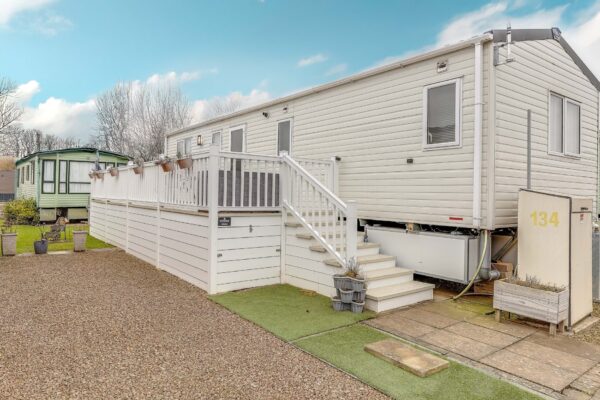 Rayford Park, Tiddington Road, CV37