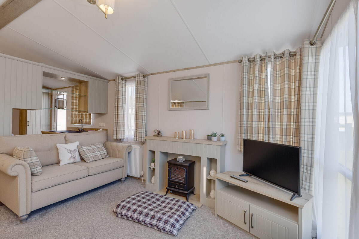 Rayford Park, Tiddington Road, CV37