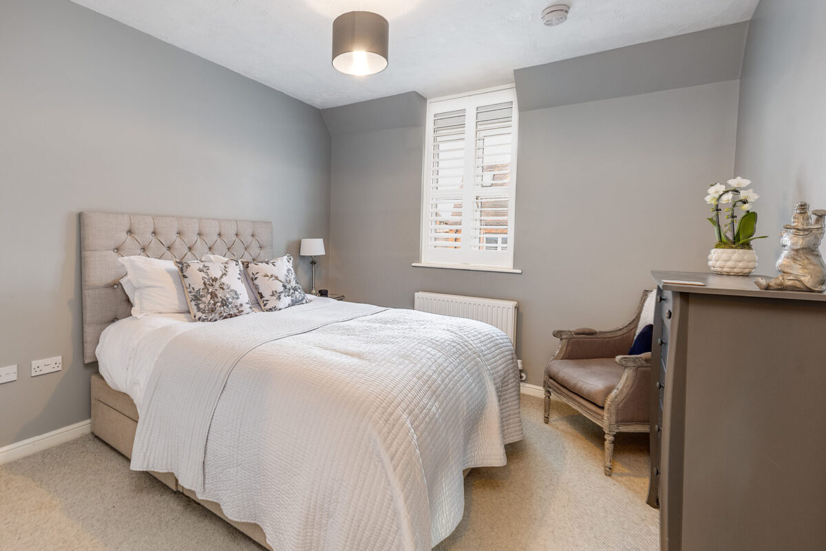 Barrie Close, Stratford-Upon-Avon, CV37
