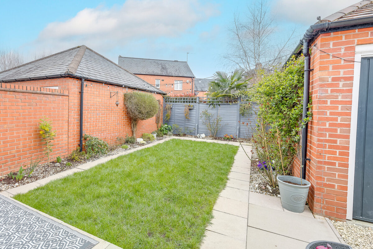 Barrie Close, Stratford-Upon-Avon, CV37