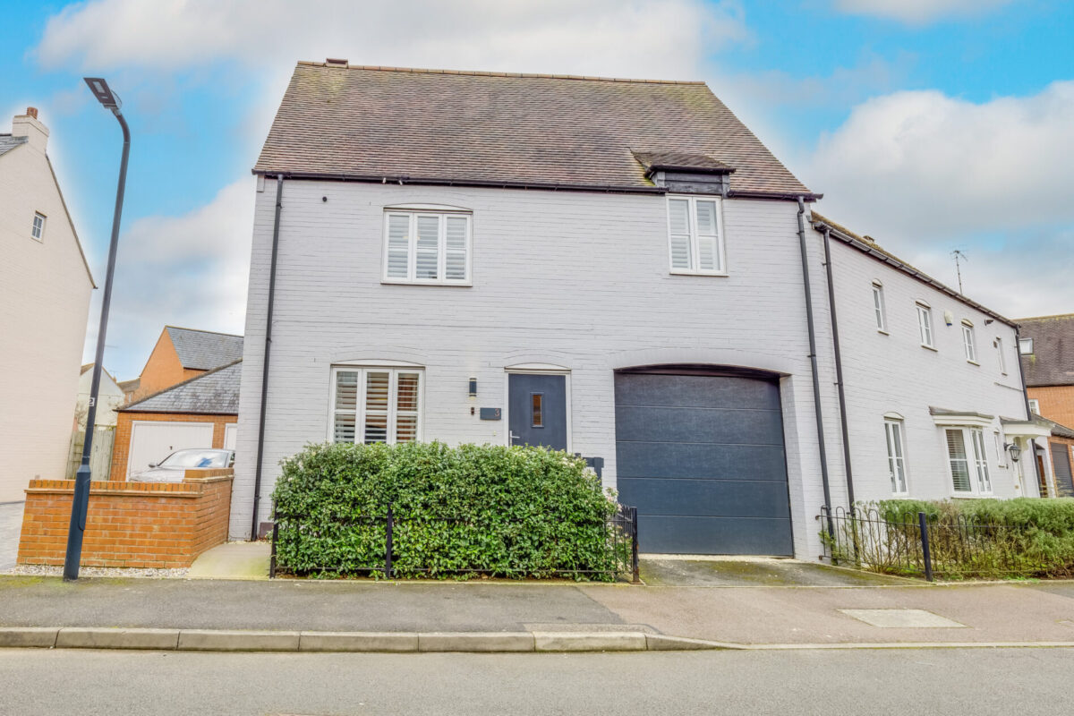 Barrie Close, Stratford-Upon-Avon, CV37