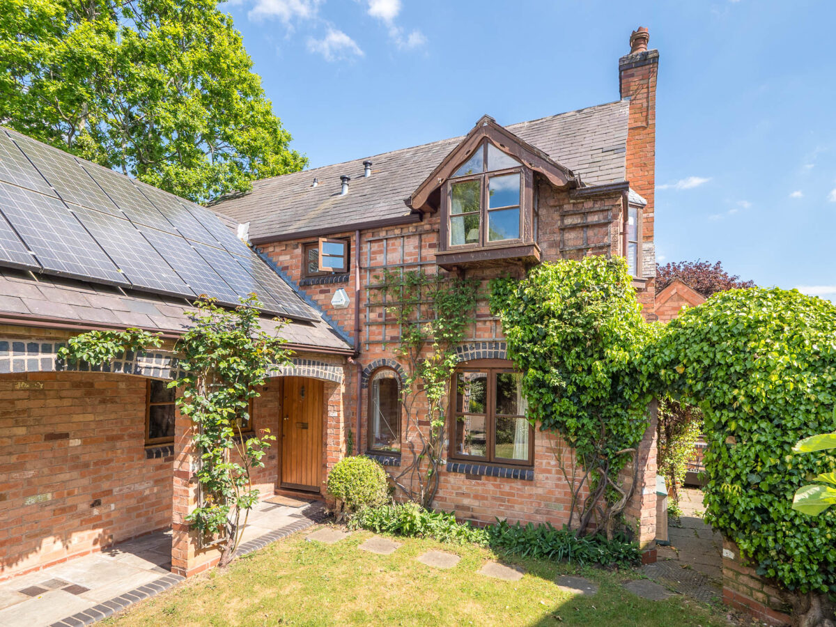 Grange Gardens, Wellesbourne, CV35