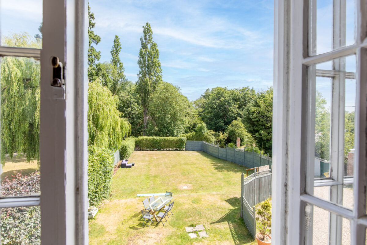 Bishopton Lane, Bishopton, CV37