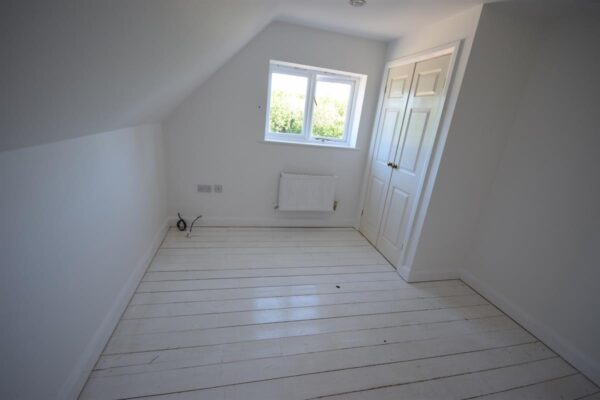 Pigeon Green, Snitterfield, Stratford-Upon-Avon