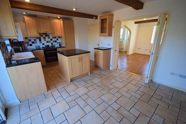 Pigeon Green, Snitterfield, Stratford-Upon-Avon
