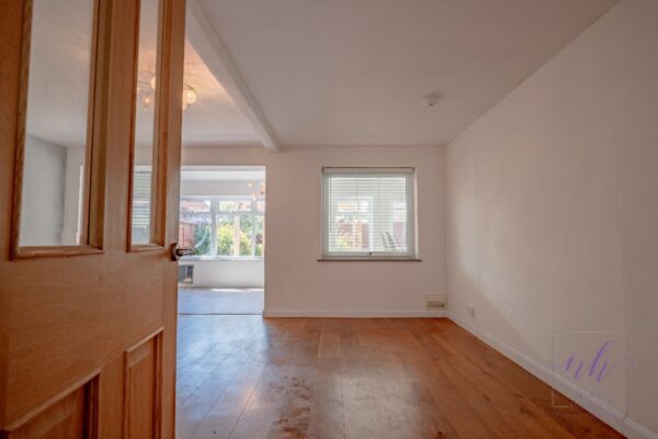 Taymar, Shepherds Place, Kineton, Warwick