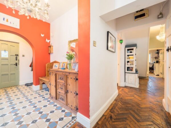 Oak Lodge, Kings Lane, Snitterfield, Stratford-upon-Avon