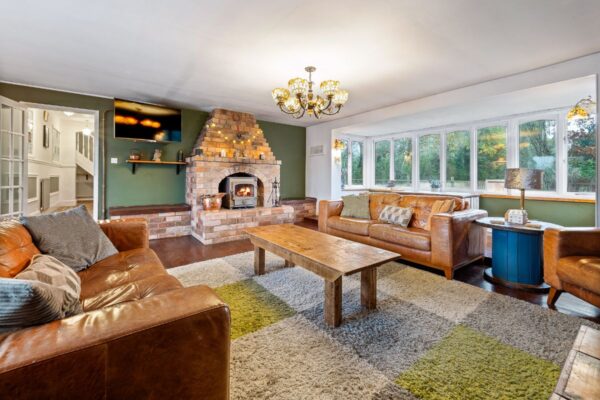 Oak Lodge, Kings Lane, Snitterfield, Stratford-upon-Avon
