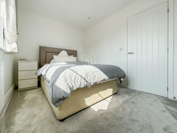 Anson Close, Shackleton Village, Stratford-Upon-Avon