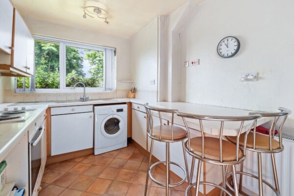 Arras Boulevard, Hampton Magna, Warwick