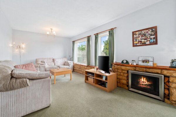Arras Boulevard, Hampton Magna, Warwick