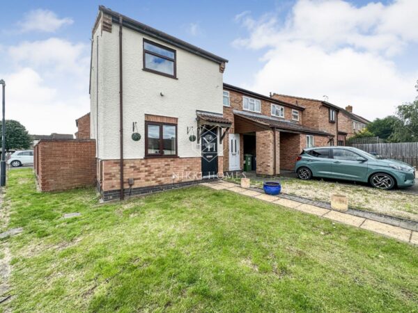 Meadow Sweet Road, Stratford-upon-Avon