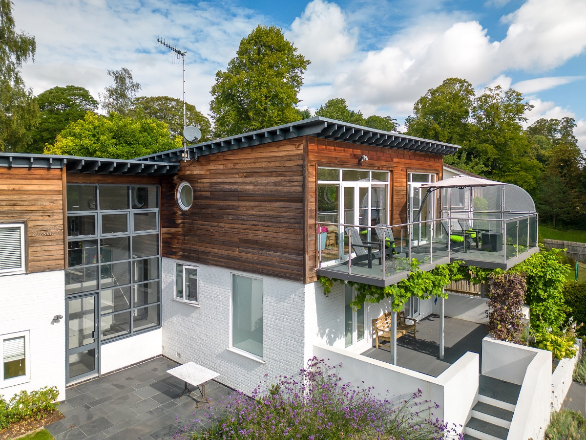 Cedar Close, Stratford-upon-Avon