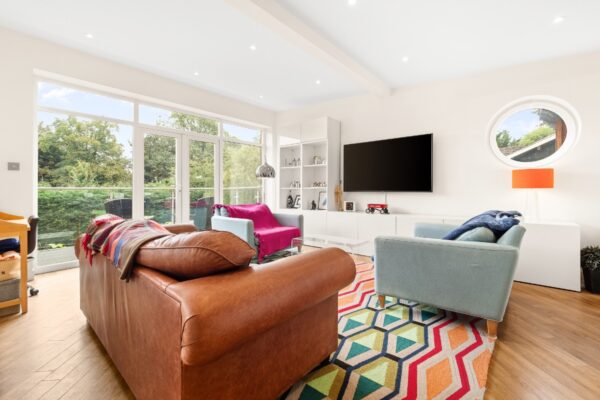 Cedar Close, Stratford-upon-Avon