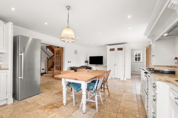 Pear Tree House, Pebworth Road, Ullington, Evesham