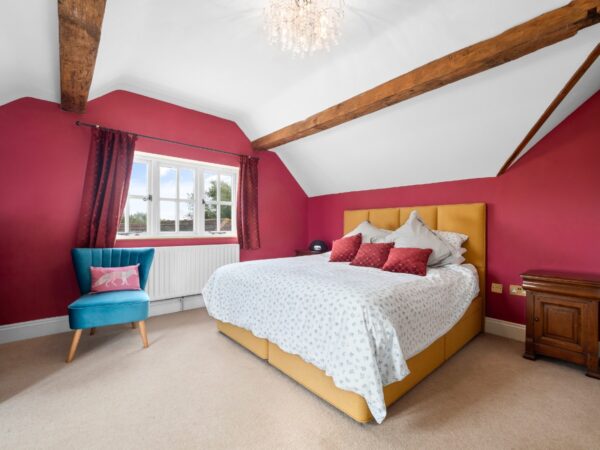 Pear Tree House, Pebworth Road, Ullington, Evesham