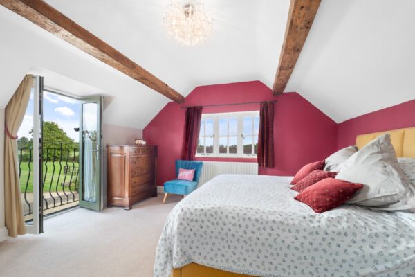 Pear Tree House, Pebworth Road, Ullington, Evesham