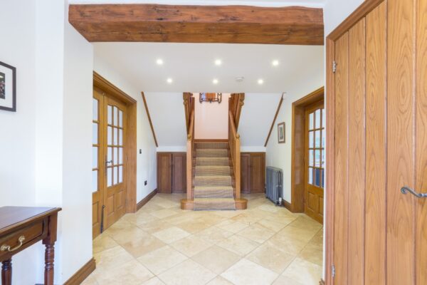 Pear Tree House, Pebworth Road, Ullington, Evesham