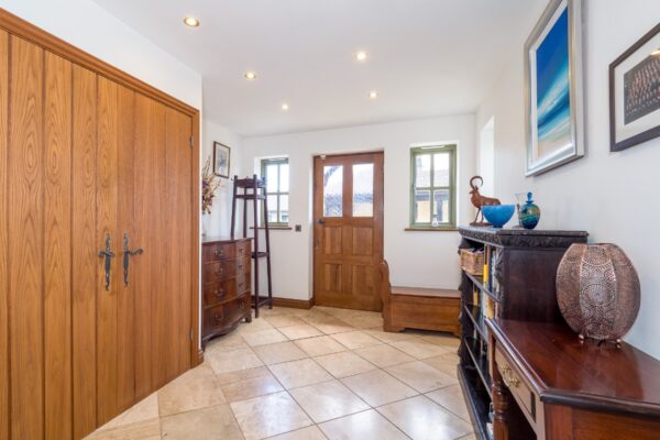 Pear Tree House, Pebworth Road, Ullington, Evesham