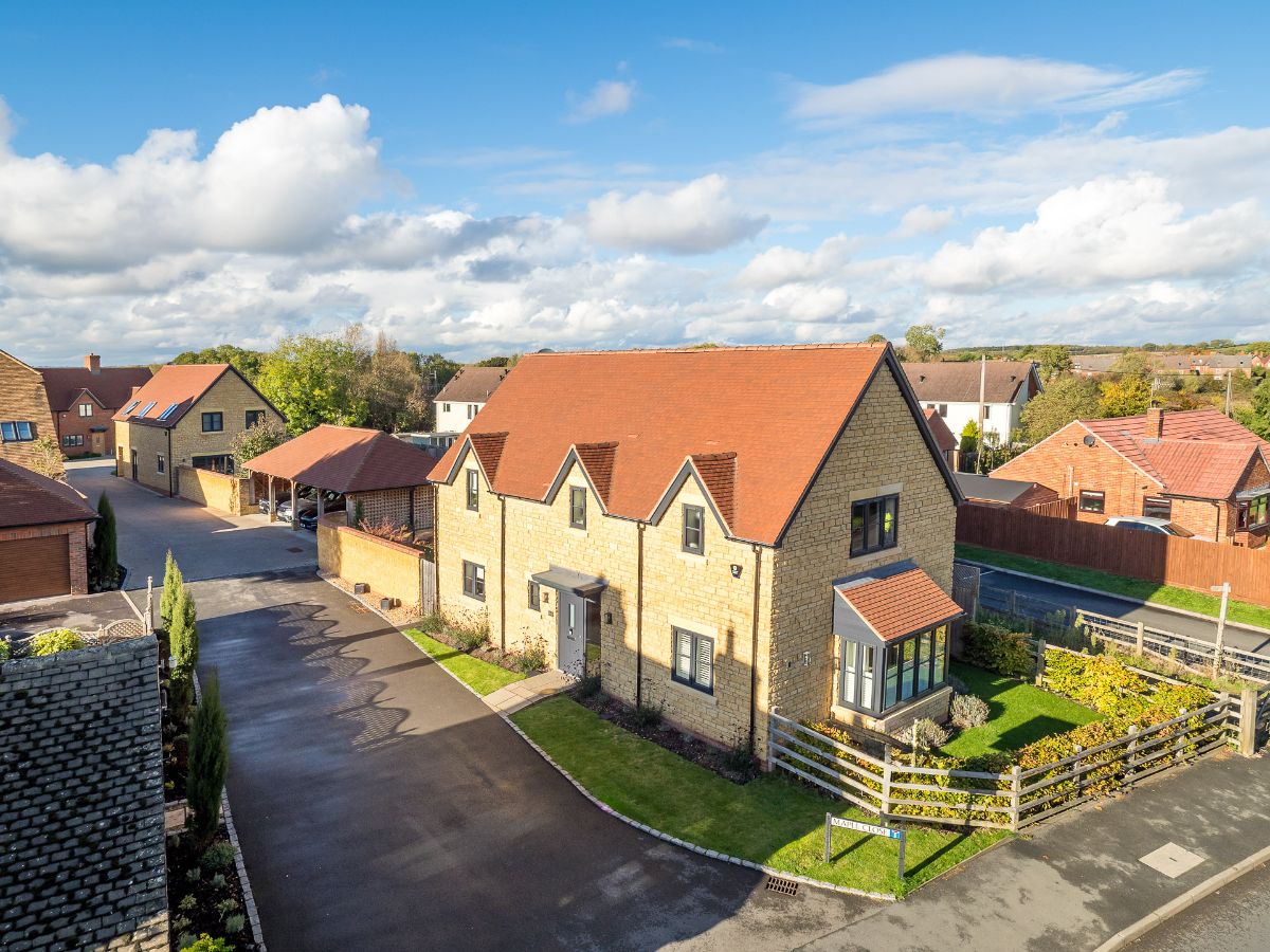 Maple Close, Honeybourne, Evesham