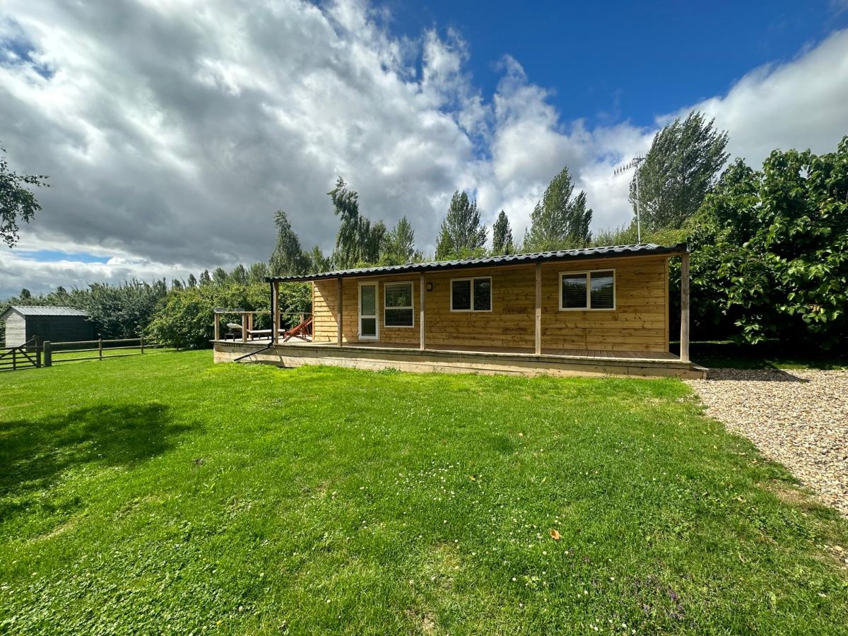 The Bungalow, Bishopton, Stratford-upon-Avon