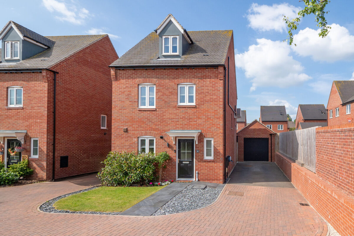 Kensington Close, Stratford-Upon-Avon, CV37