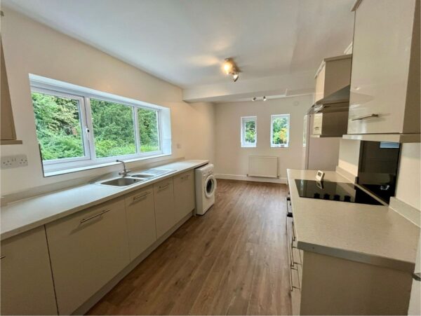 Flat , Hill House, - Welcombe Road, Stratford-upon-Avon