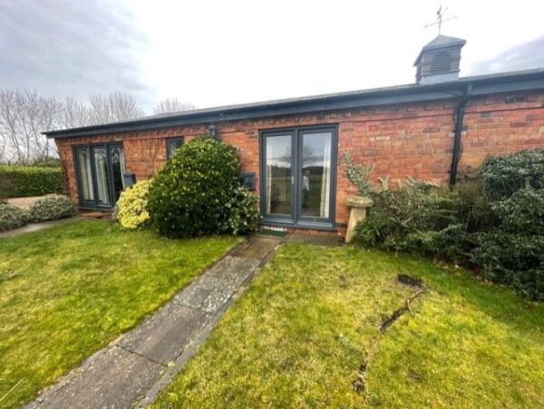 Fairfax Cottages, Warwick Road, Stratford-Upon-Avon