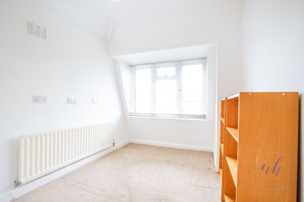 Ash Grove, Stratford-upon-Avon