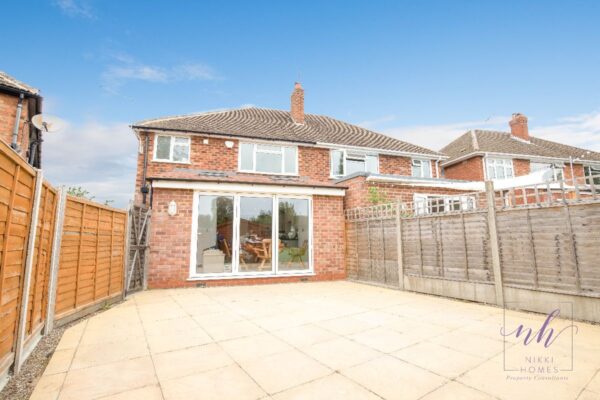 Ash Grove, Stratford-upon-Avon