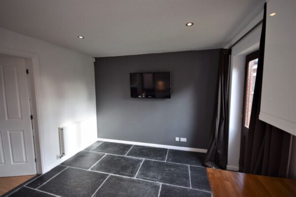 Sandown Close, Stratford-upon-Avon