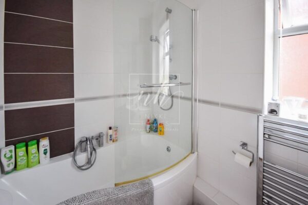 Manston Drive, Wellesbourne, Warwick